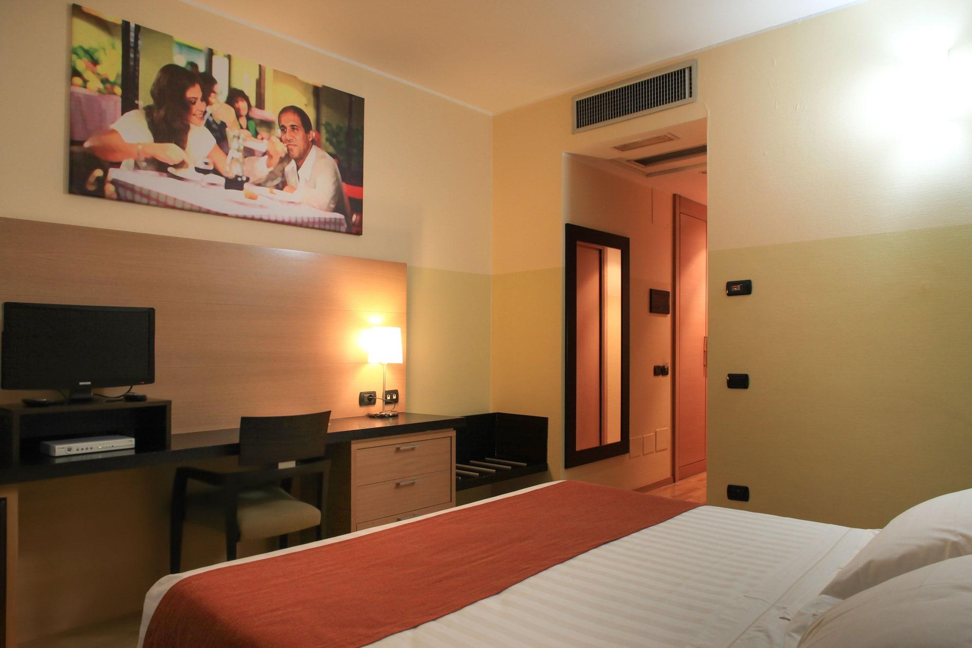 קולוניו מונצזה B&B Hotel Milano Cologno Studios מראה חיצוני תמונה