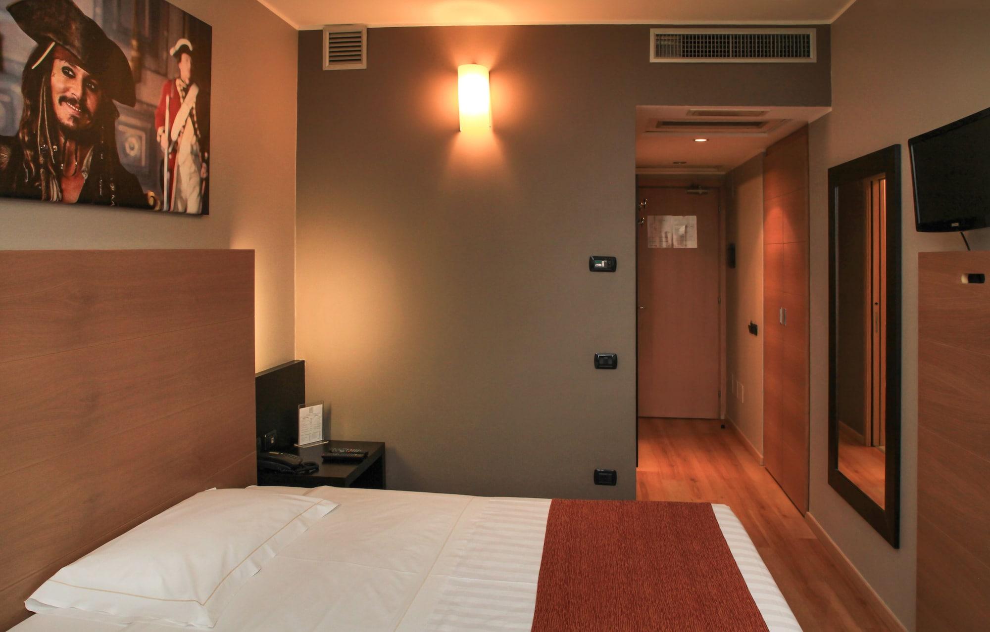 קולוניו מונצזה B&B Hotel Milano Cologno Studios מראה חיצוני תמונה