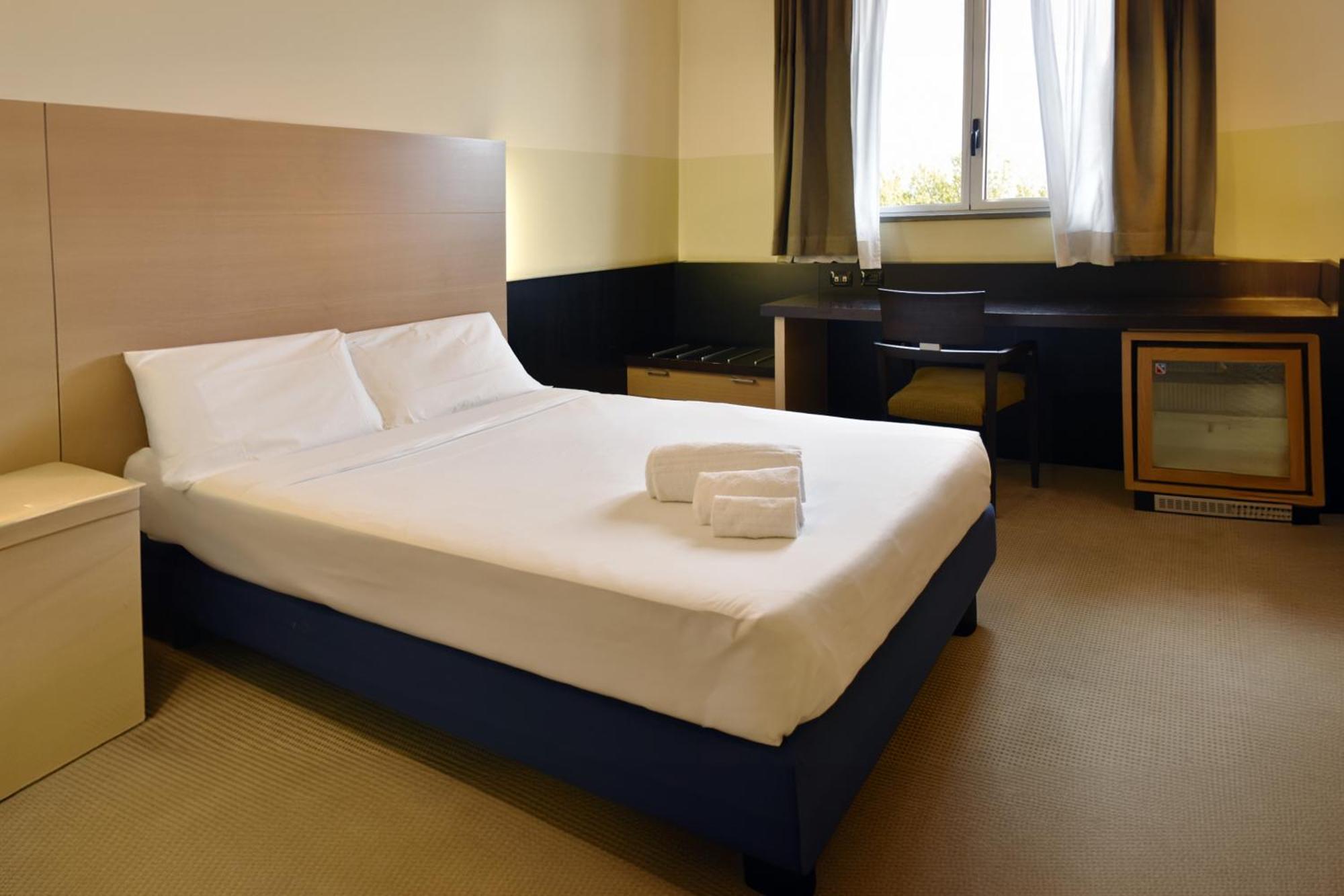קולוניו מונצזה B&B Hotel Milano Cologno Studios מראה חיצוני תמונה