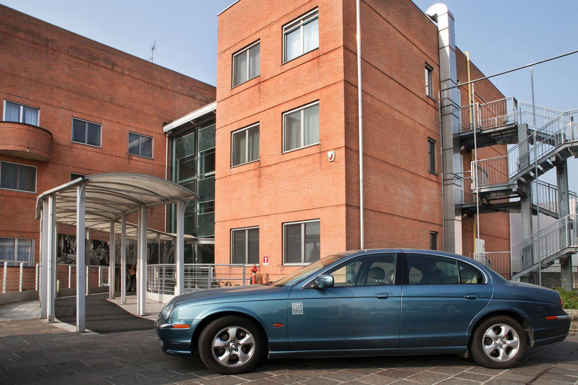 קולוניו מונצזה B&B Hotel Milano Cologno Studios מראה חיצוני תמונה